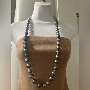 Fresh water pearl necklace